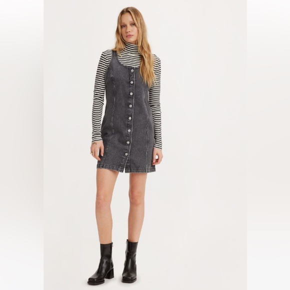 Levi's Dresses & Skirts - LEVI’s TULI DENIM MINI DRESS L
